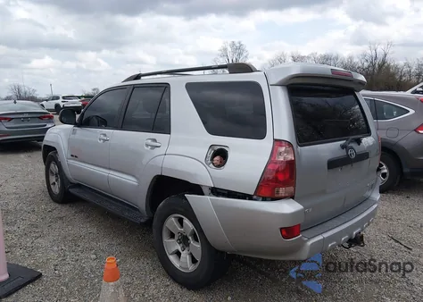 2005 Toyota 4Runner Sr5 V6 z USA, uszkodzony, nr VIN JTEBU14R558046195